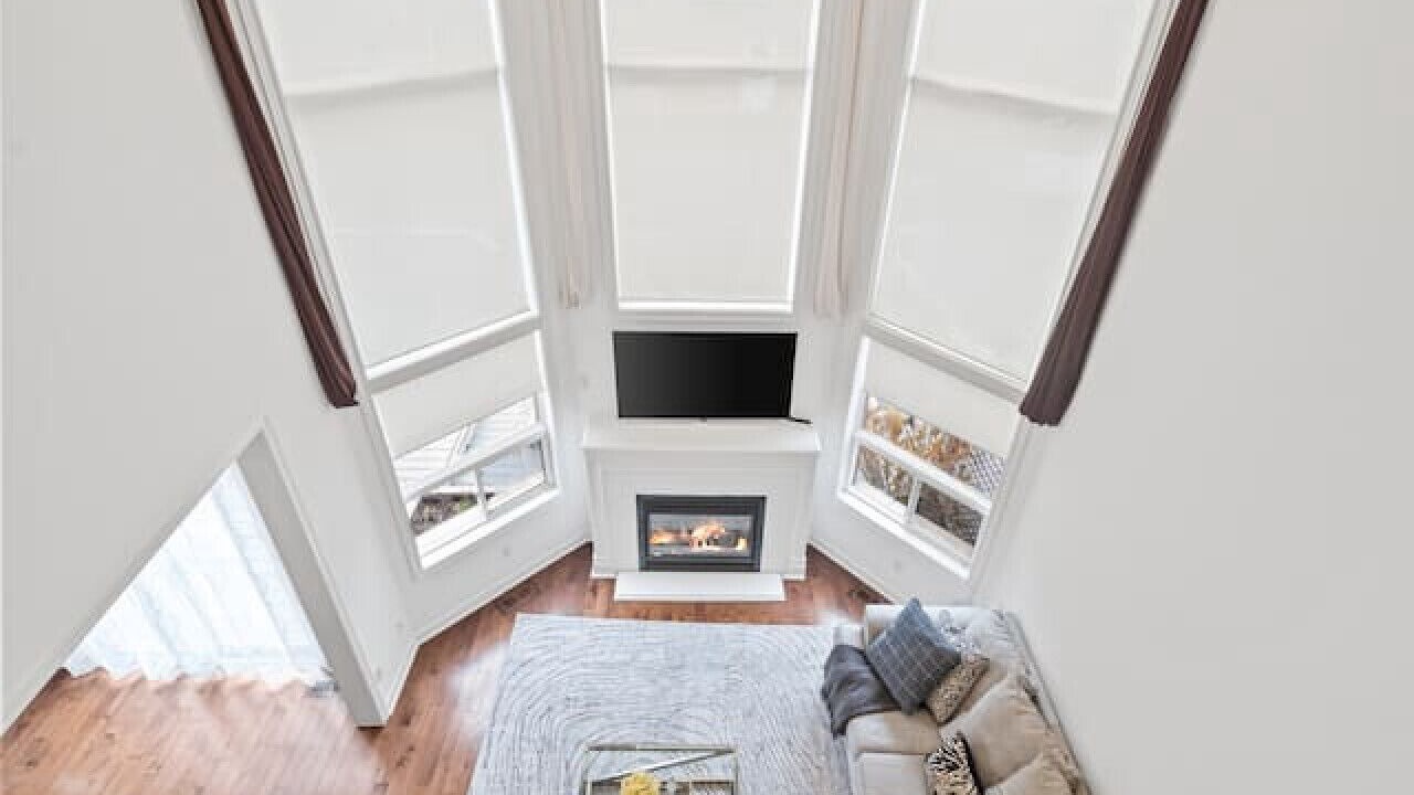 Photo of Livingroom in Richmond Hill