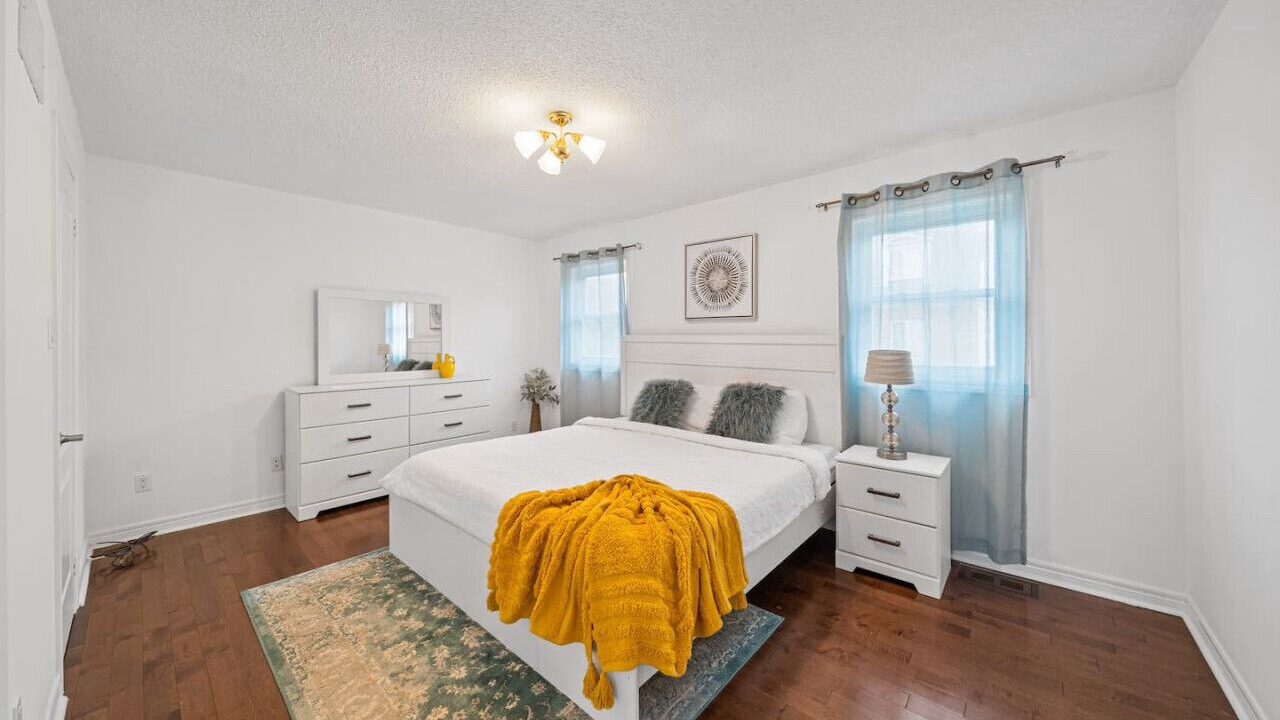 Photo of Bedroom in Richmond Hill