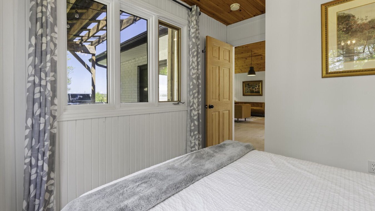 Photo of Bedroom in Picton