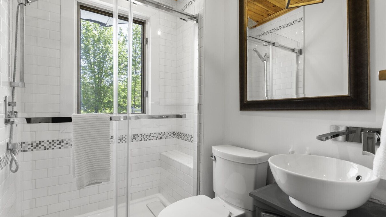 Photo of Bathroom in Picton