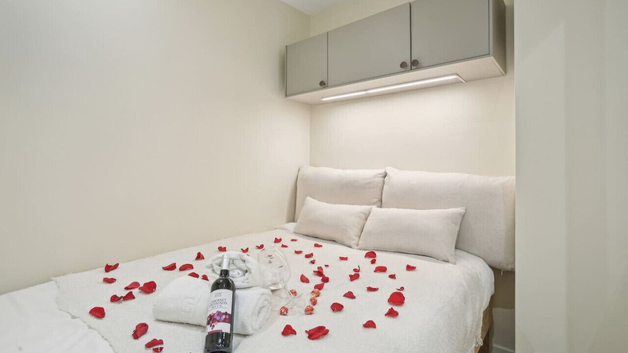 Photo of Bedroom in Quartier des Grandes-Carrieres