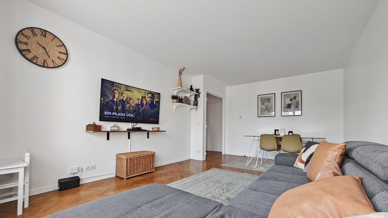 Photo of Livingroom in Suresnes