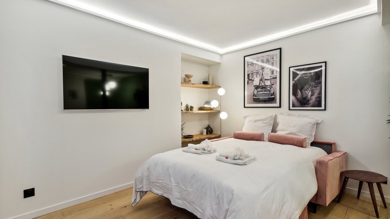 Photo of Bedroom in Quartier du Faubourg-Montmartre