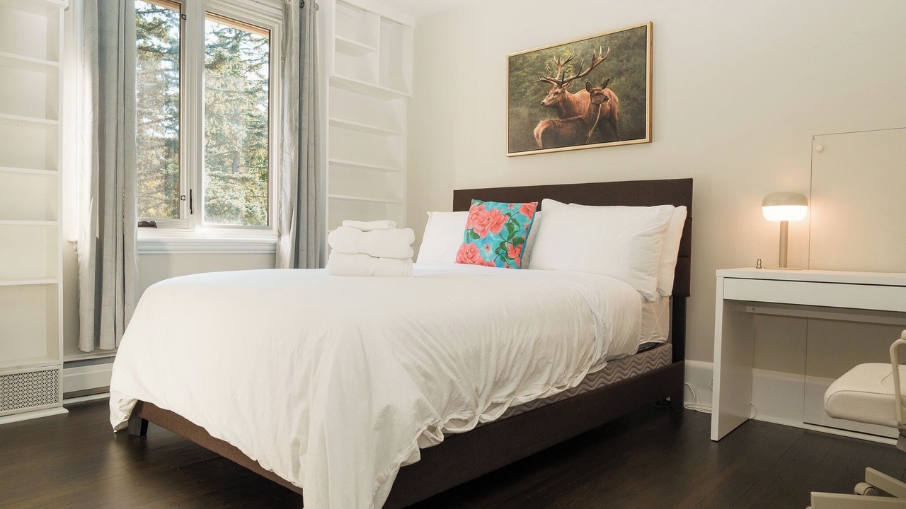 Photo of Bedroom in Ancaster