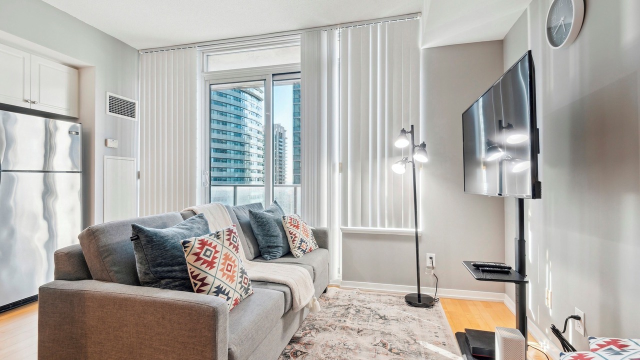 Photo of Livingroom in Downtown Toronto