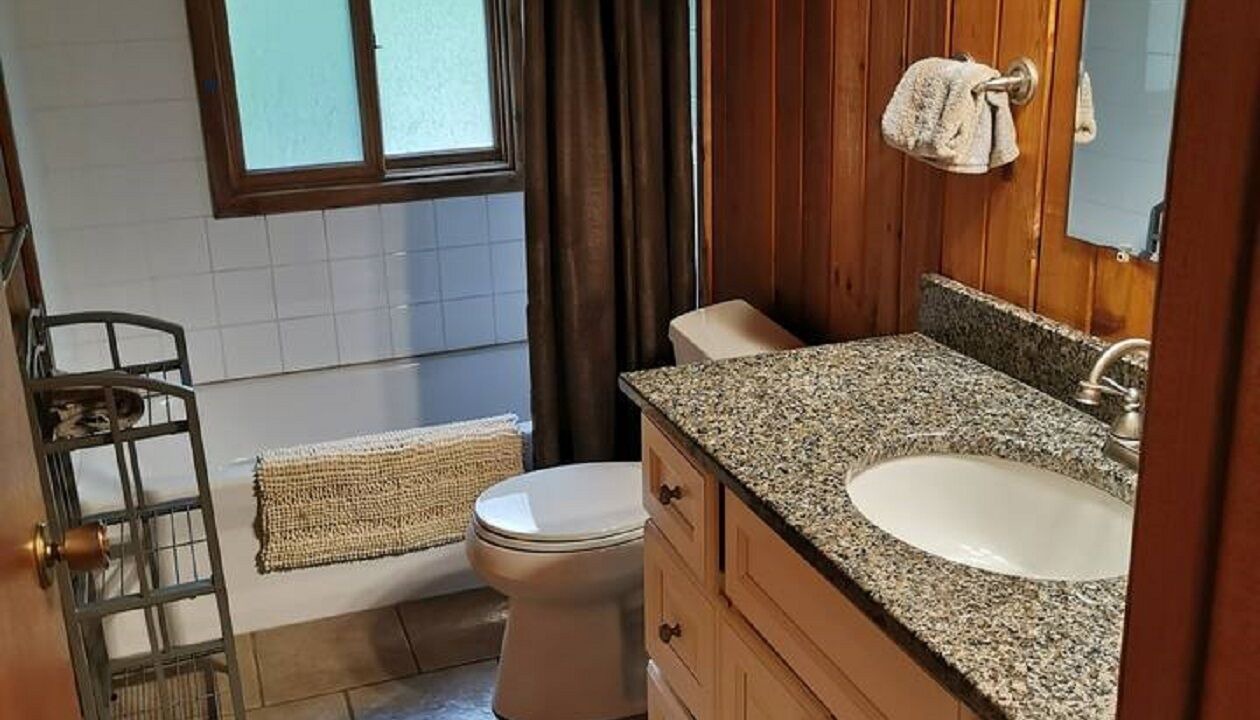 Photo of Bathroom in Northern Bruce Peninsula