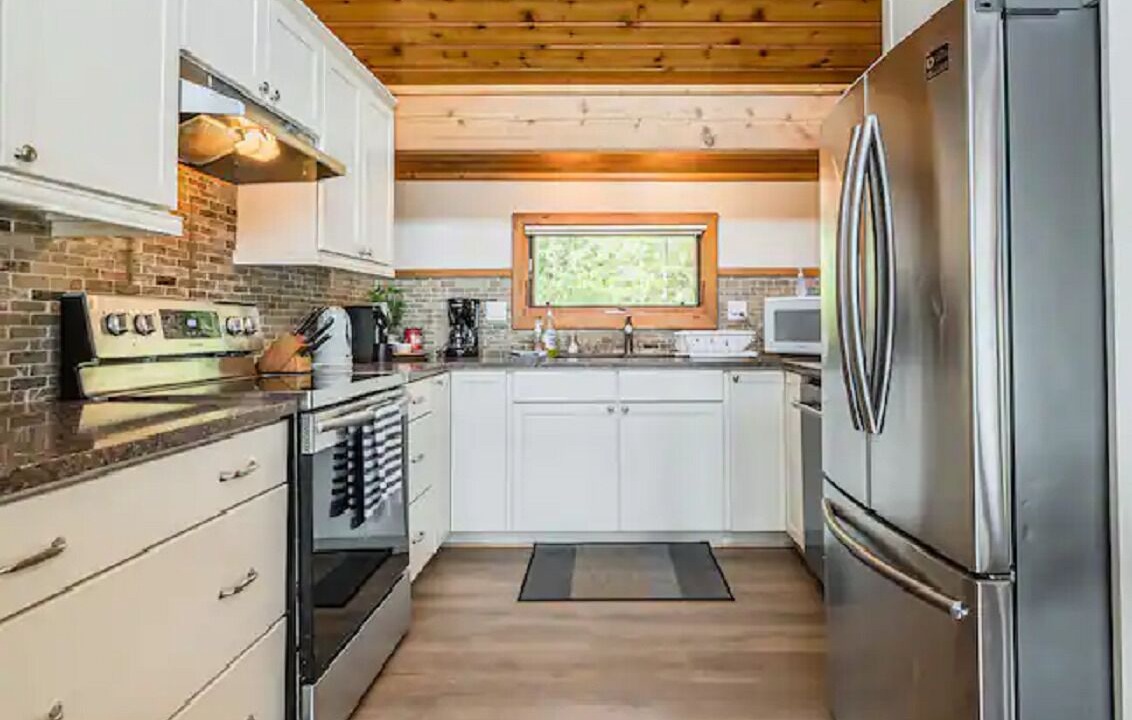 Photo of Kitchen in Northern Bruce Peninsula