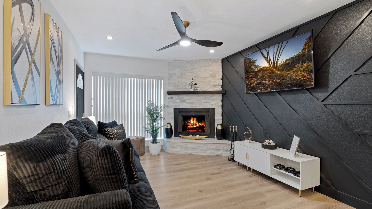 Photo of Livingroom in Tucson