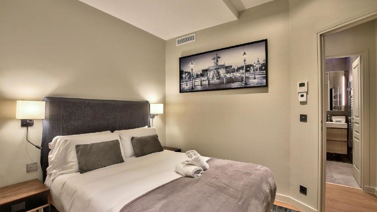 Photo of Bedroom in Notre-Dame-des-Champs