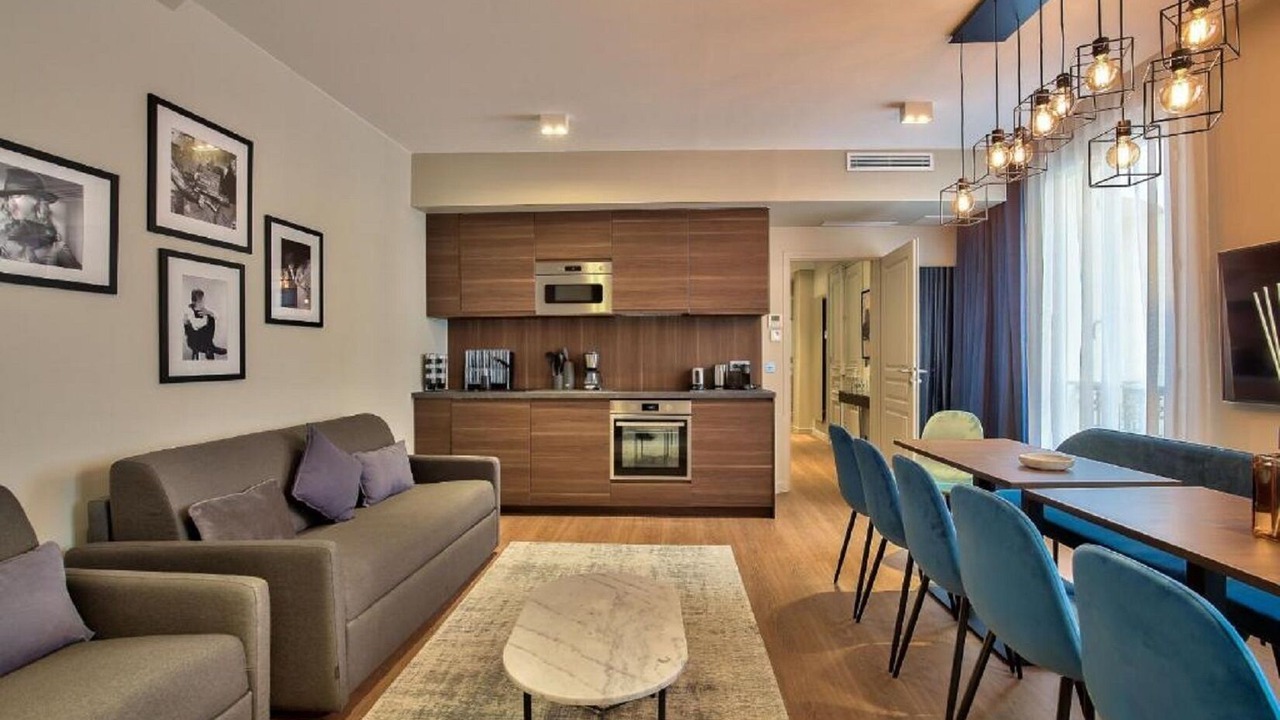 Photo of Livingroom in Notre-Dame-des-Champs