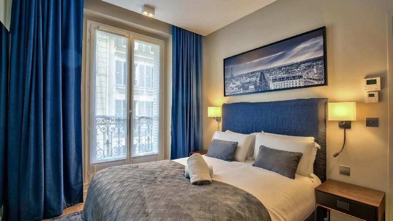 Photo of Bedroom in Notre-Dame-des-Champs