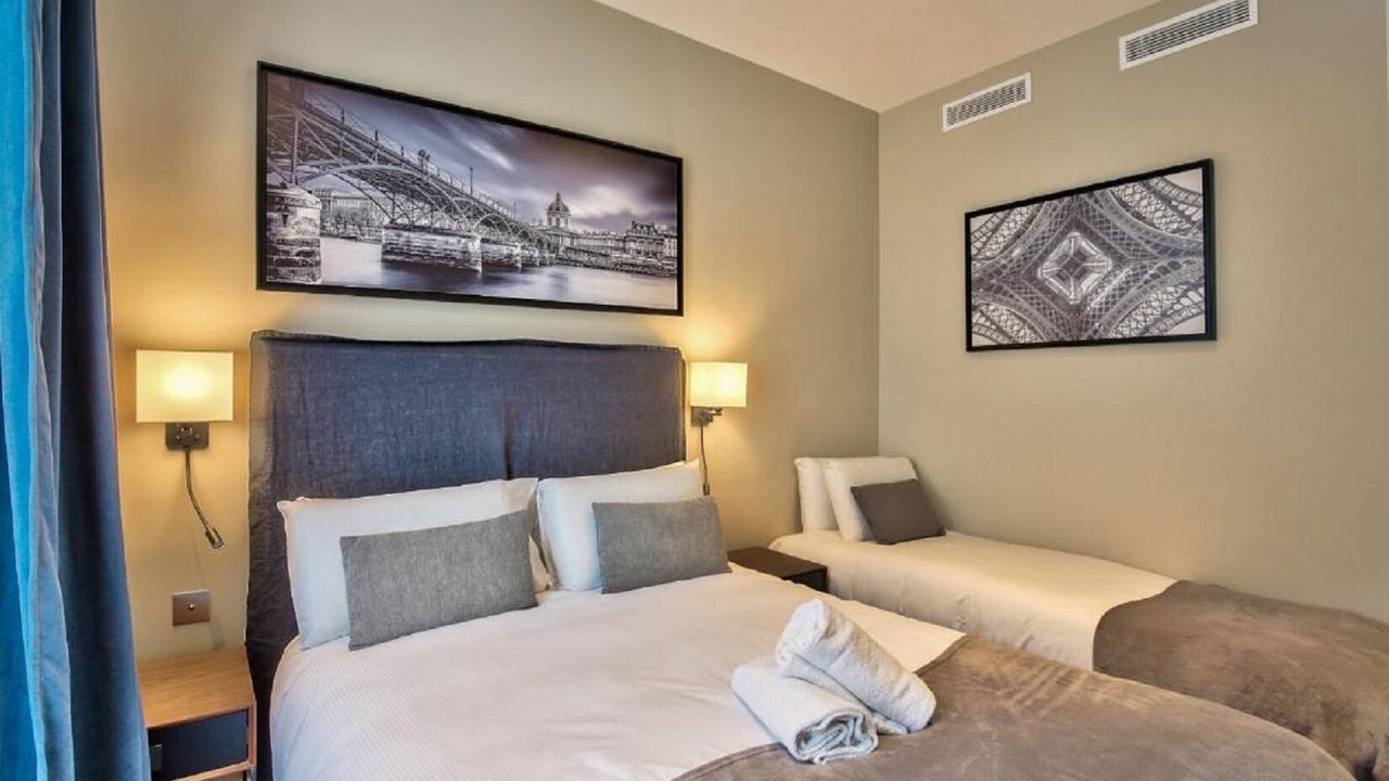 Photo of Bedroom in Notre-Dame-des-Champs