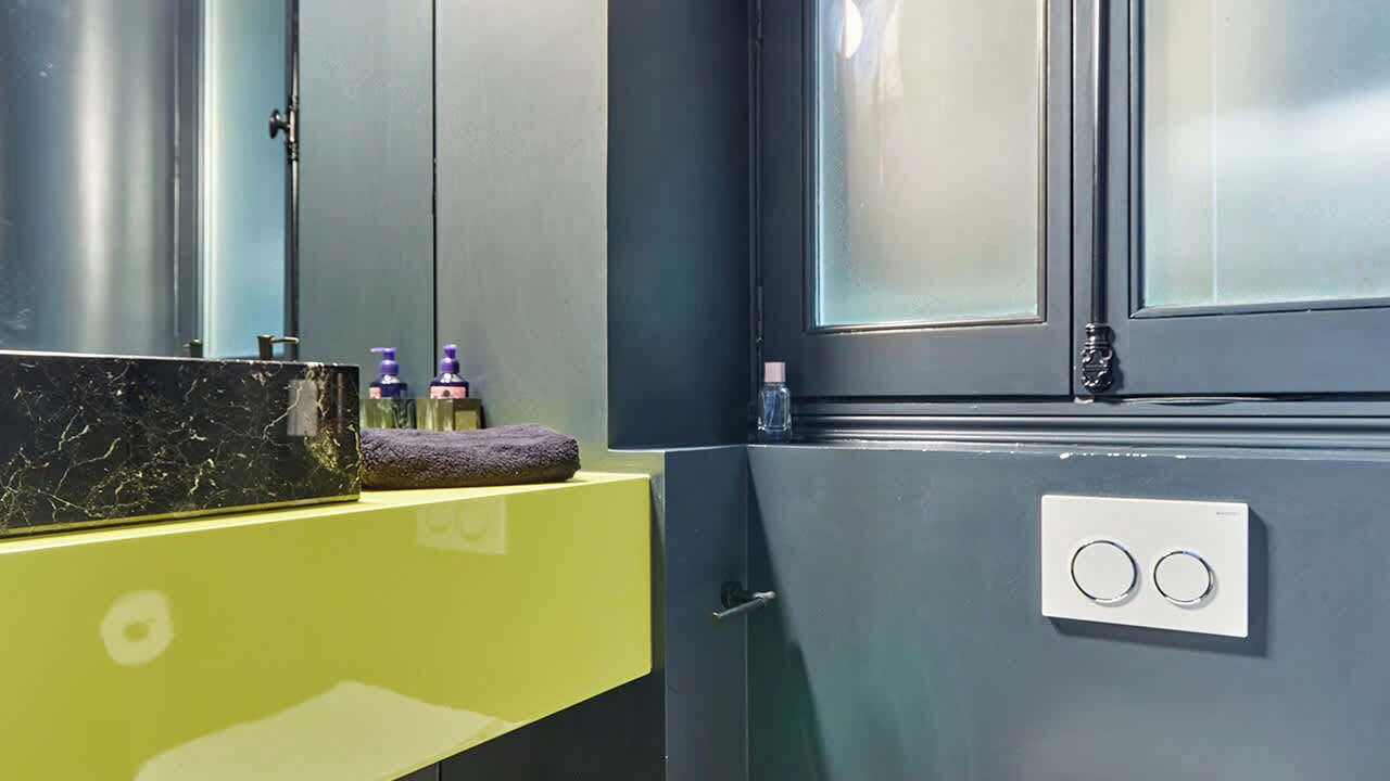 Photo of Bathroom in 17th Arrondissement