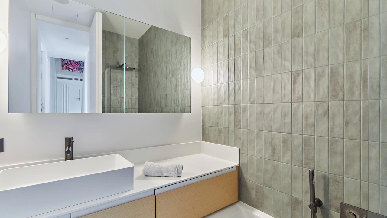 Photo of Bathroom in 17th Arrondissement