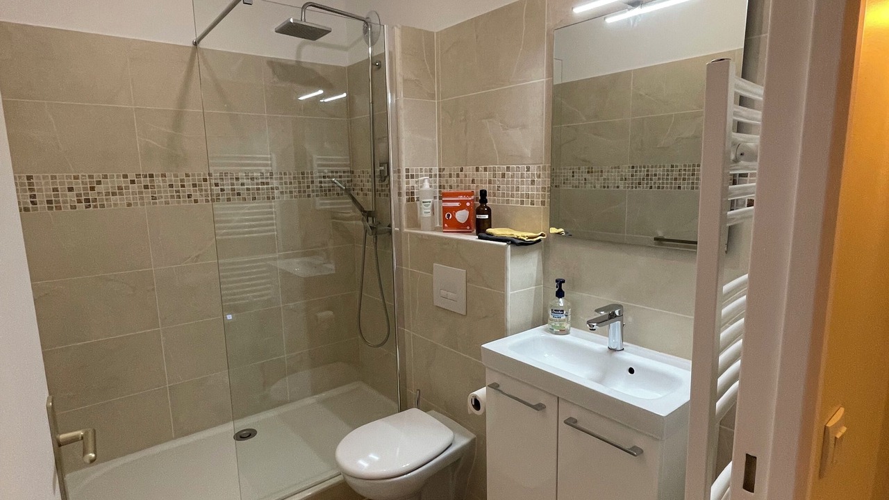 Photo of Bathroom in Vaires-sur-Marne