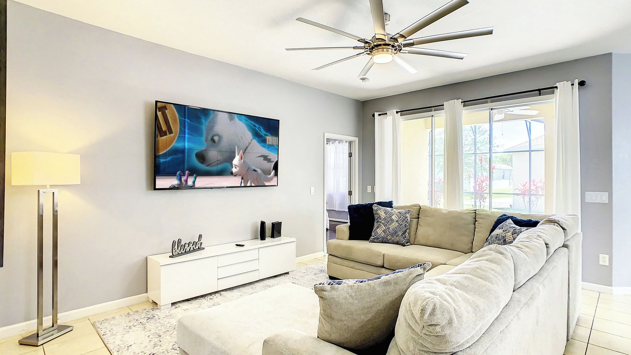 Photo of Livingroom in Trafalgar Village