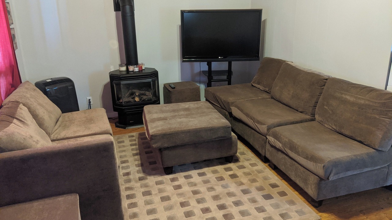 Photo of Livingroom in Wasaga Beach