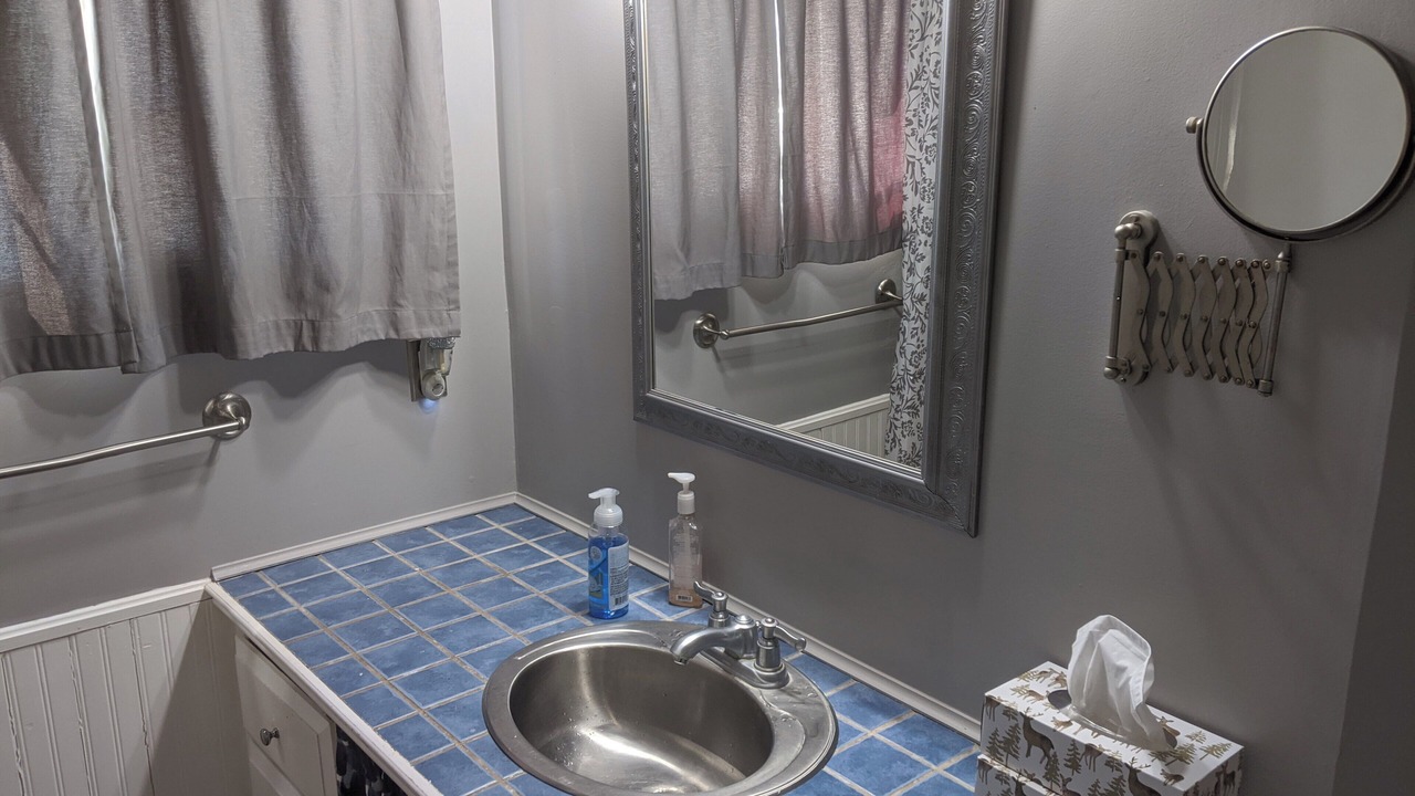 Photo of Bathroom in Wasaga Beach