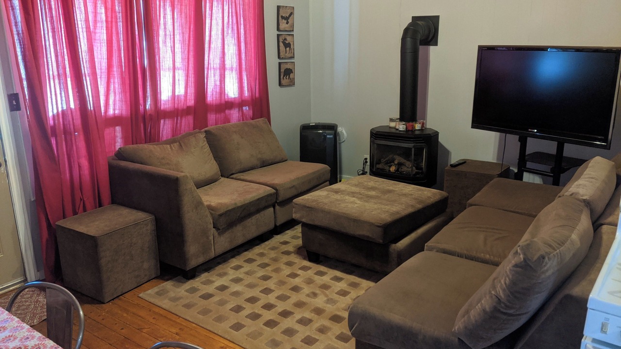 Photo of Livingroom in Wasaga Beach