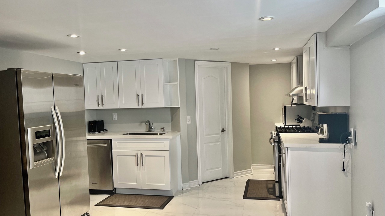 Photo of Kitchen in Central Erin Mills