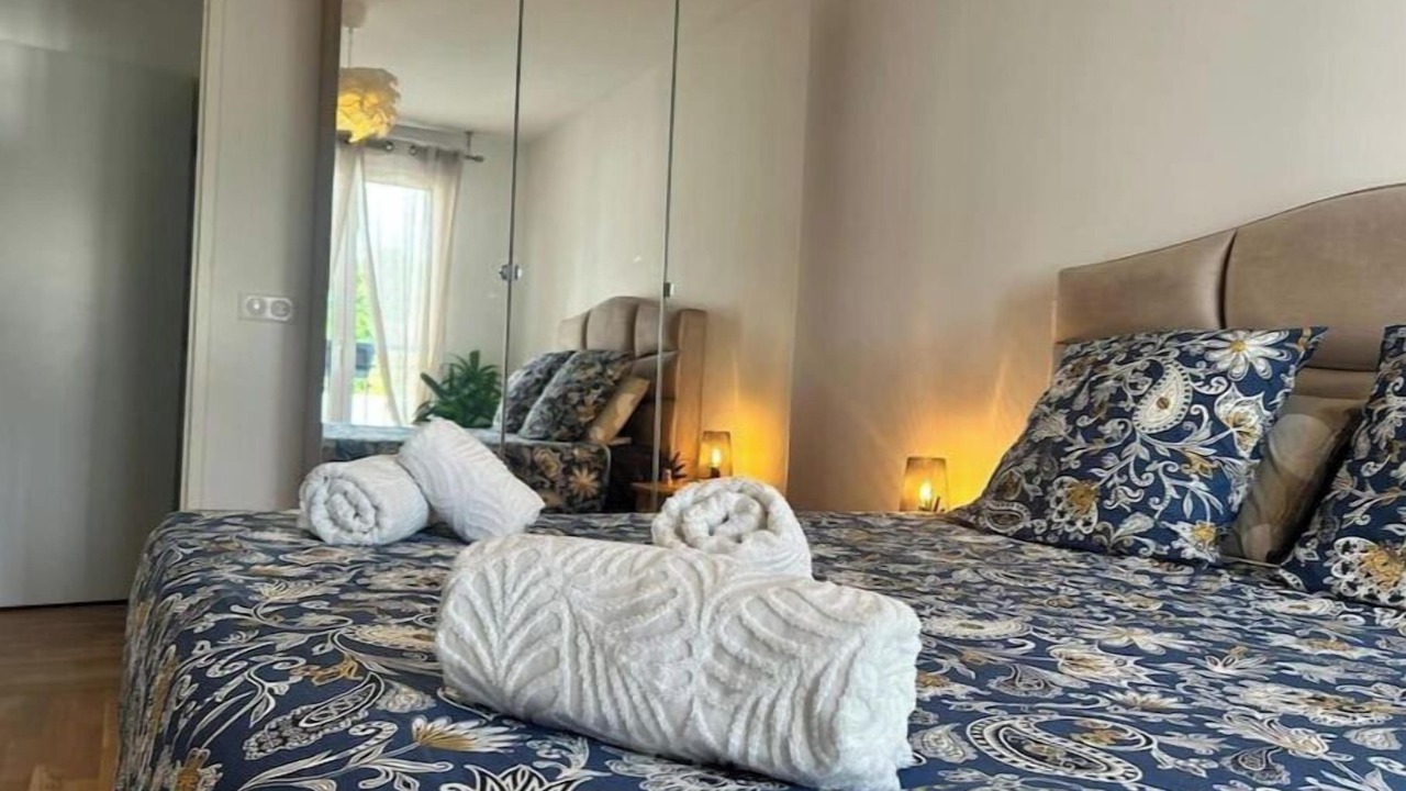 Photo of Bedroom in Drancy Centre