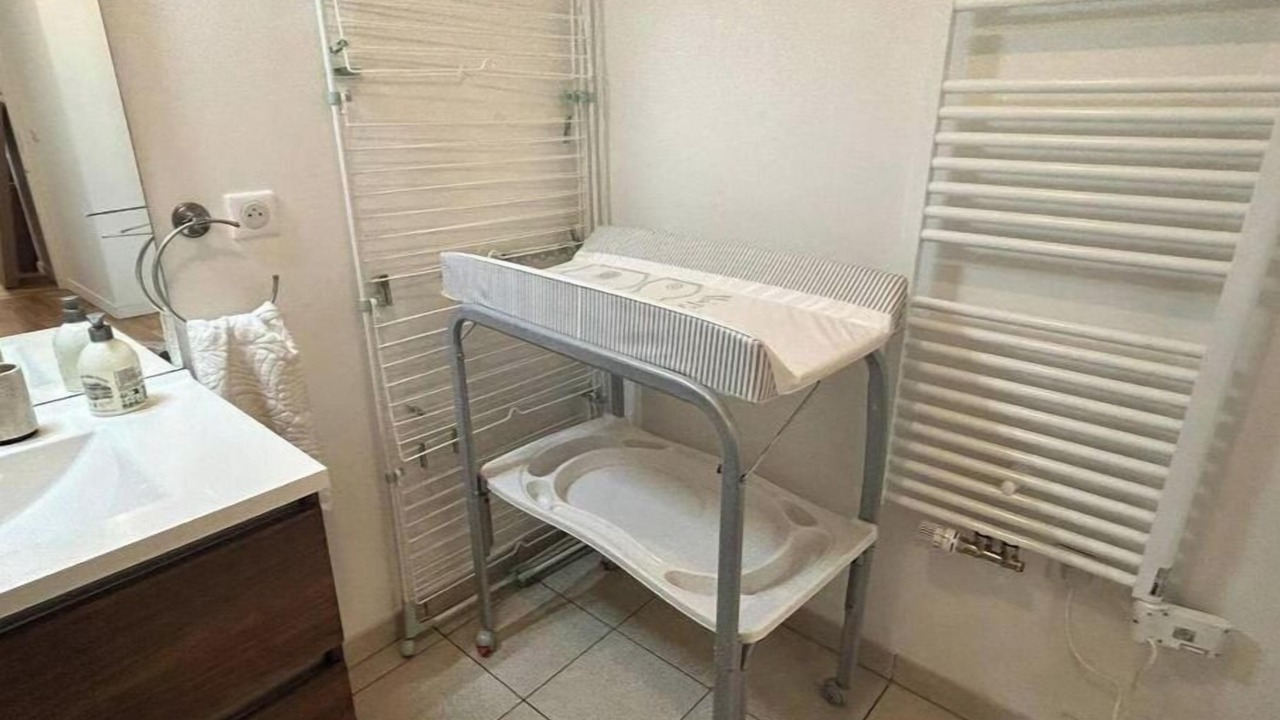 Photo of Bathroom in Drancy Centre