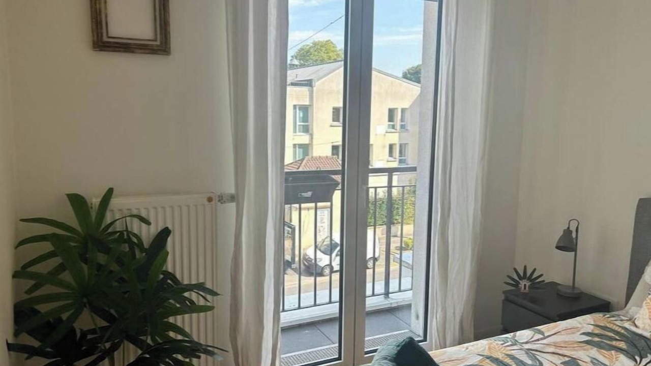 Photo of Bedroom in Drancy Centre