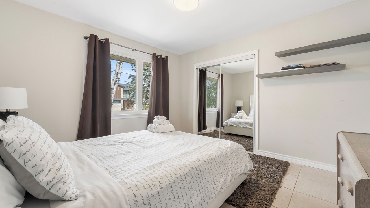 Photo of Bedroom in Richmond Hill