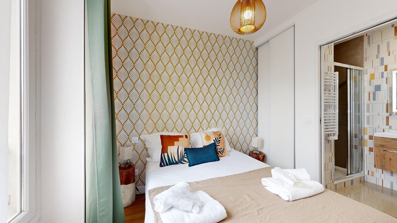 Photo of Bedroom in Bagnolet