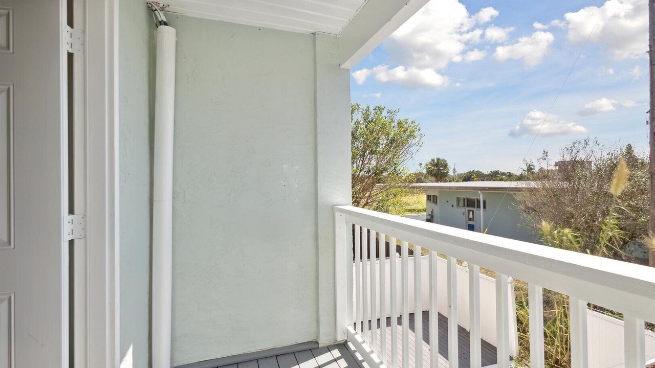 Photo of Patio Balcony in Chandler Park