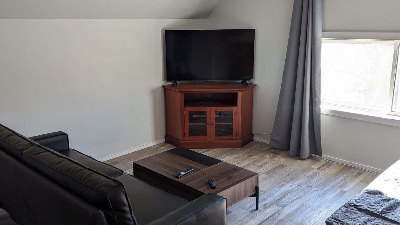 Photo of Livingroom in Lindsay