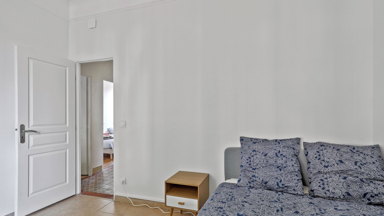 Photo of Bedroom in Le Bourget