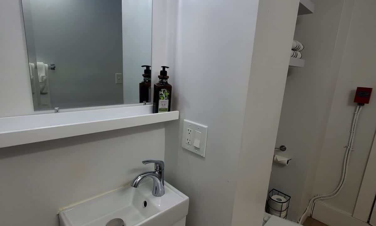 Photo of Bathroom in Thunder Bay