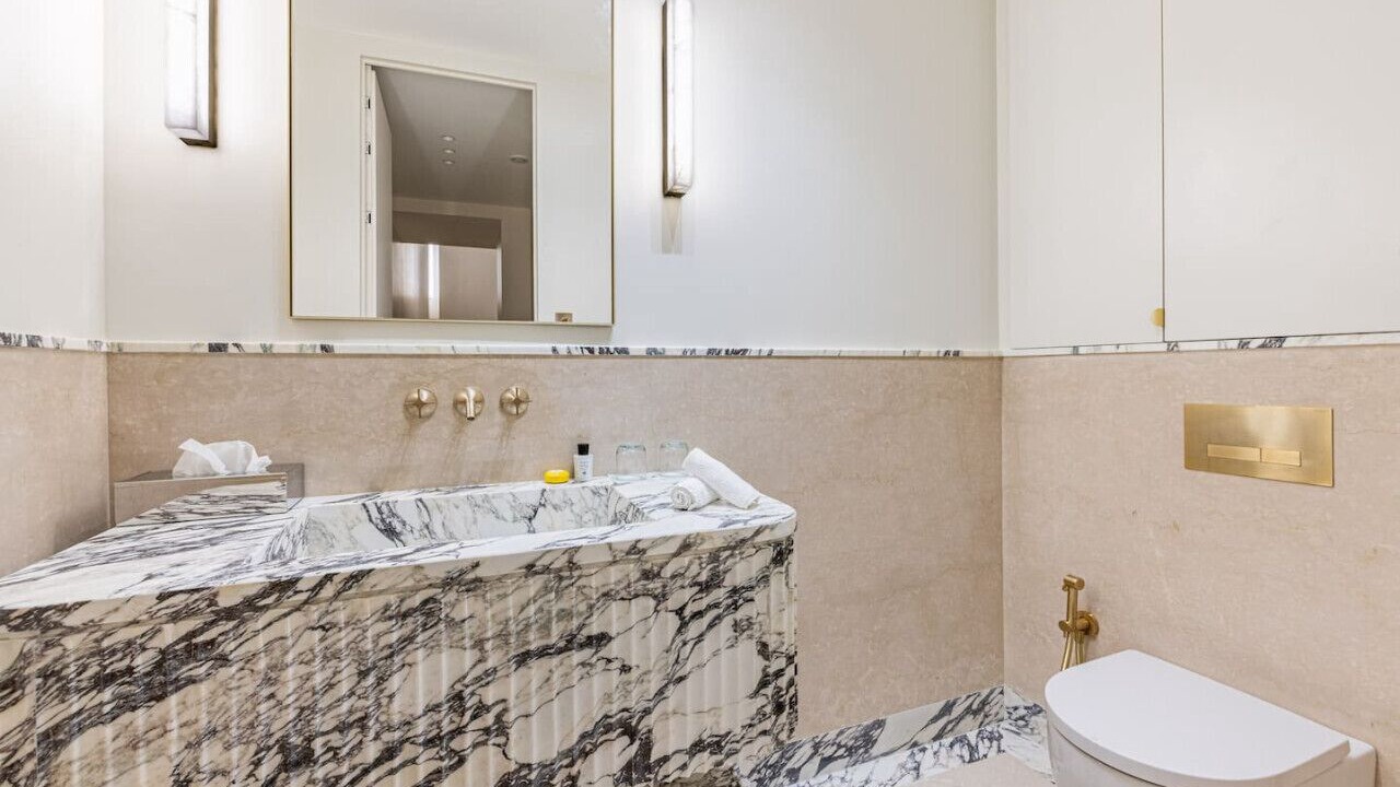 Photo of Bathroom in 8th Arrondissement