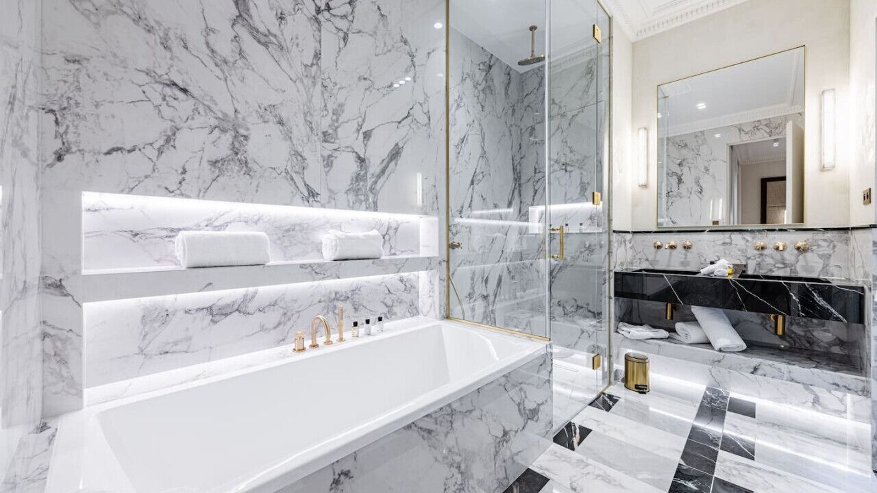 Photo of Bathroom in 8th Arrondissement