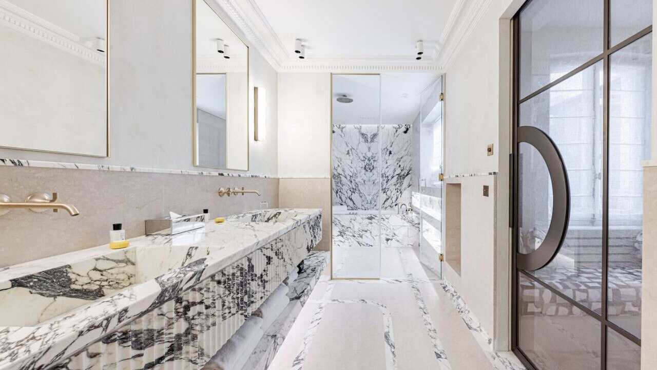 Photo of Bathroom in 8th Arrondissement