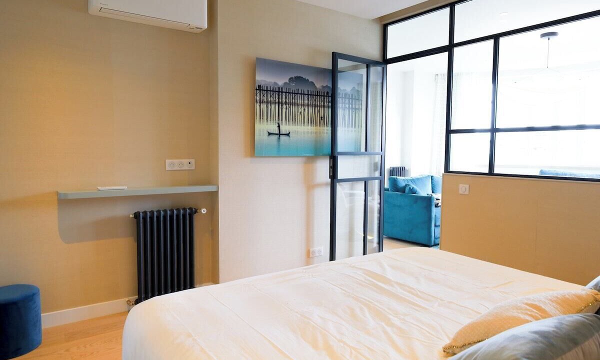 Photo of Bedroom in Passy