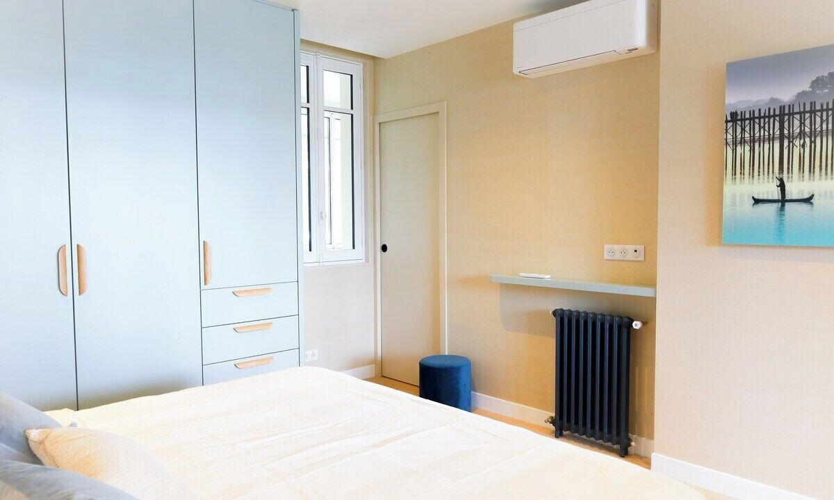 Photo of Bedroom in Passy