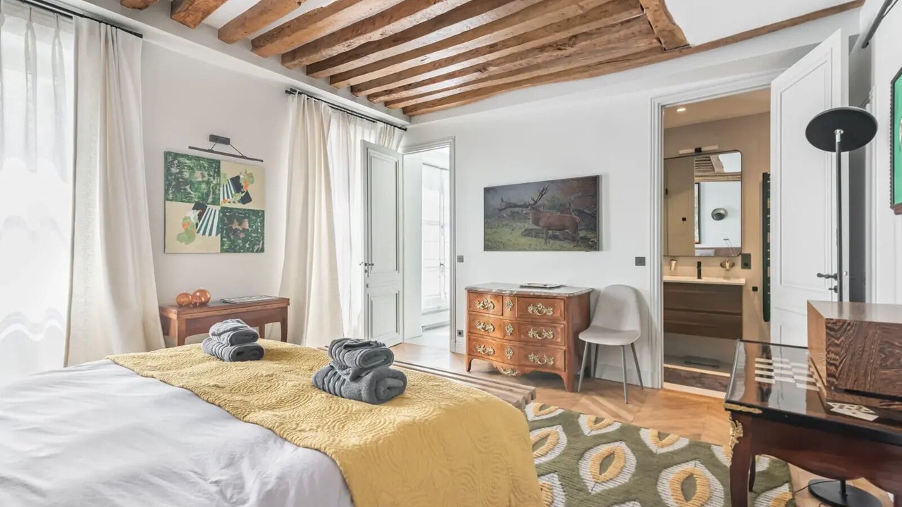 Photo of Bedroom in Notre-Dame-des-Champs