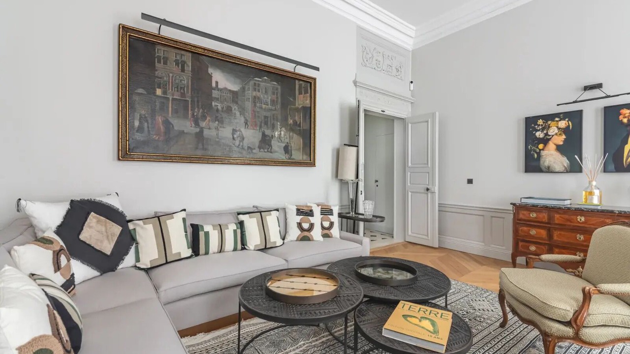 Photo of Livingroom in Notre-Dame-des-Champs