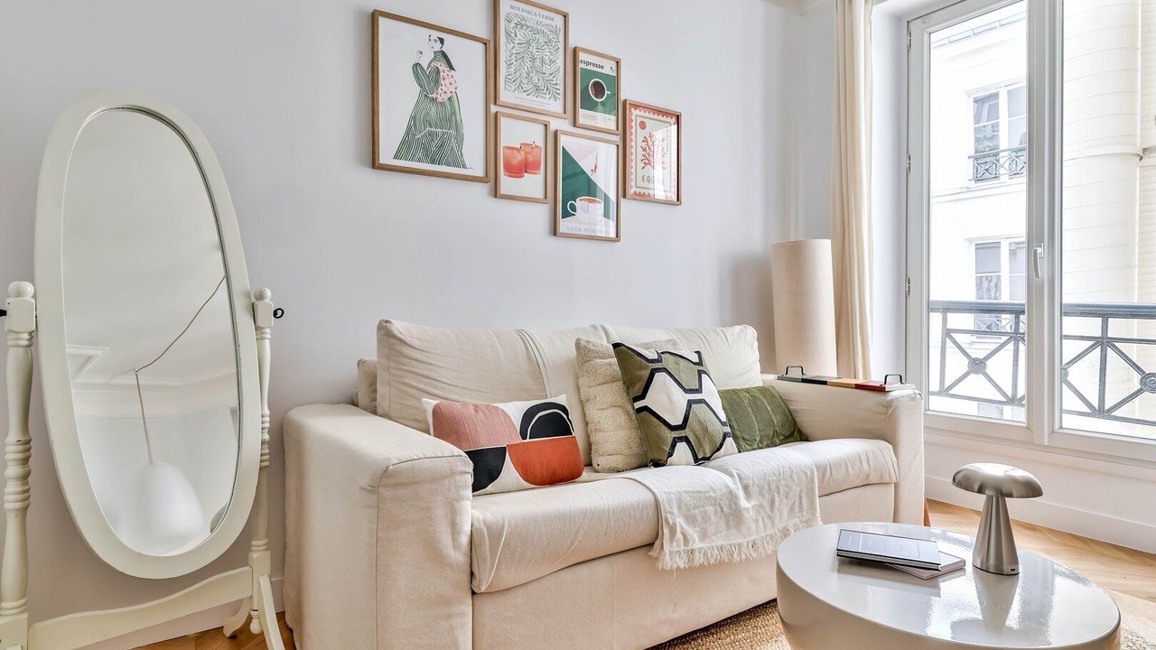 Photo of Livingroom in Quartier du Faubourg-Montmartre