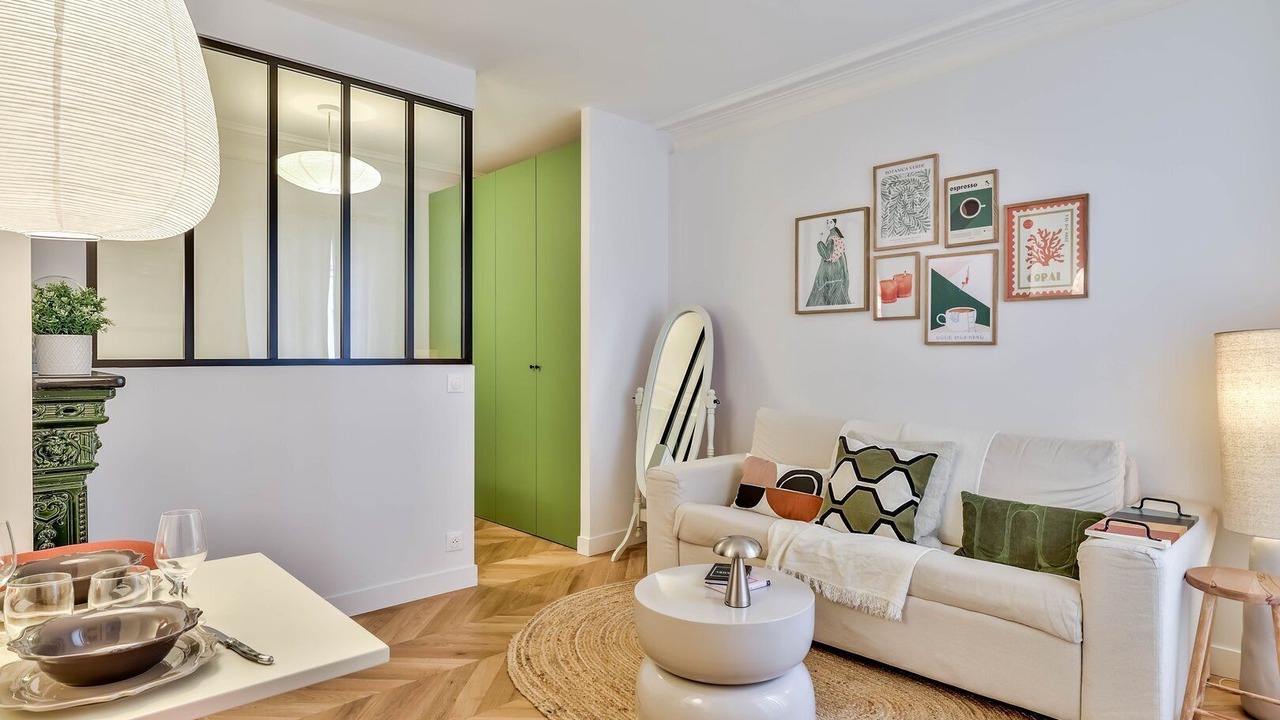 Photo of Livingroom in Quartier du Faubourg-Montmartre