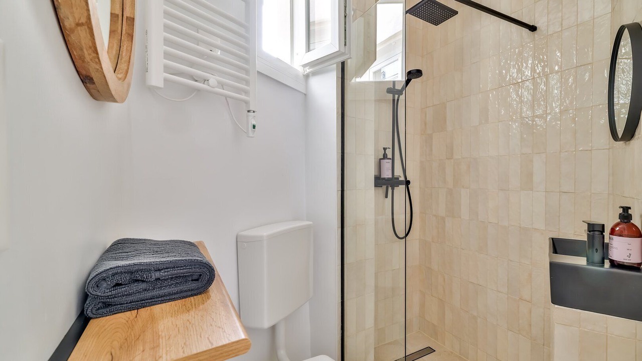 Photo of Bathroom in Quartier du Faubourg-Montmartre