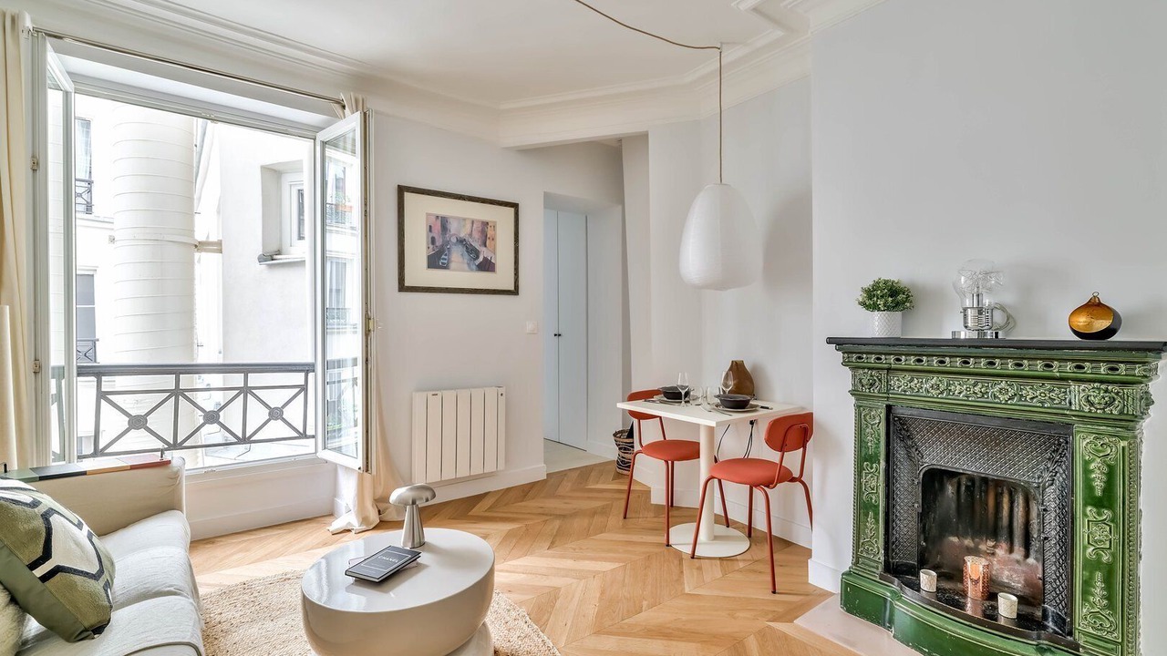 Photo of Livingroom in Quartier du Faubourg-Montmartre