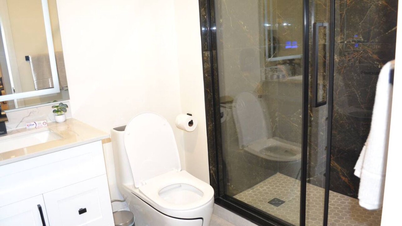 Photo of Bathroom in Erin Mills