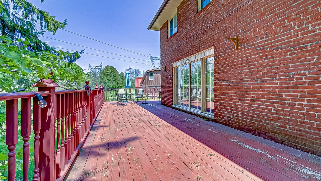 Photo of Patio Balcony in Pefferlaw