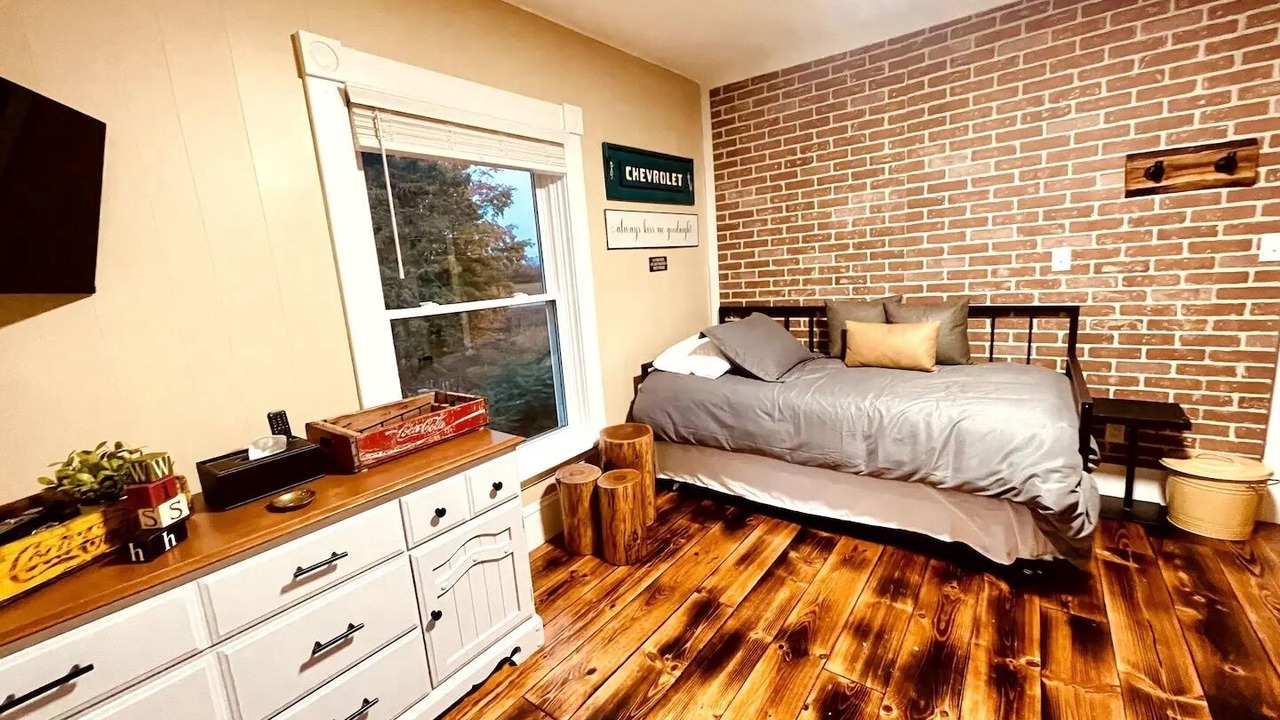 Photo of Bedroom in Drummond-North Elmsley