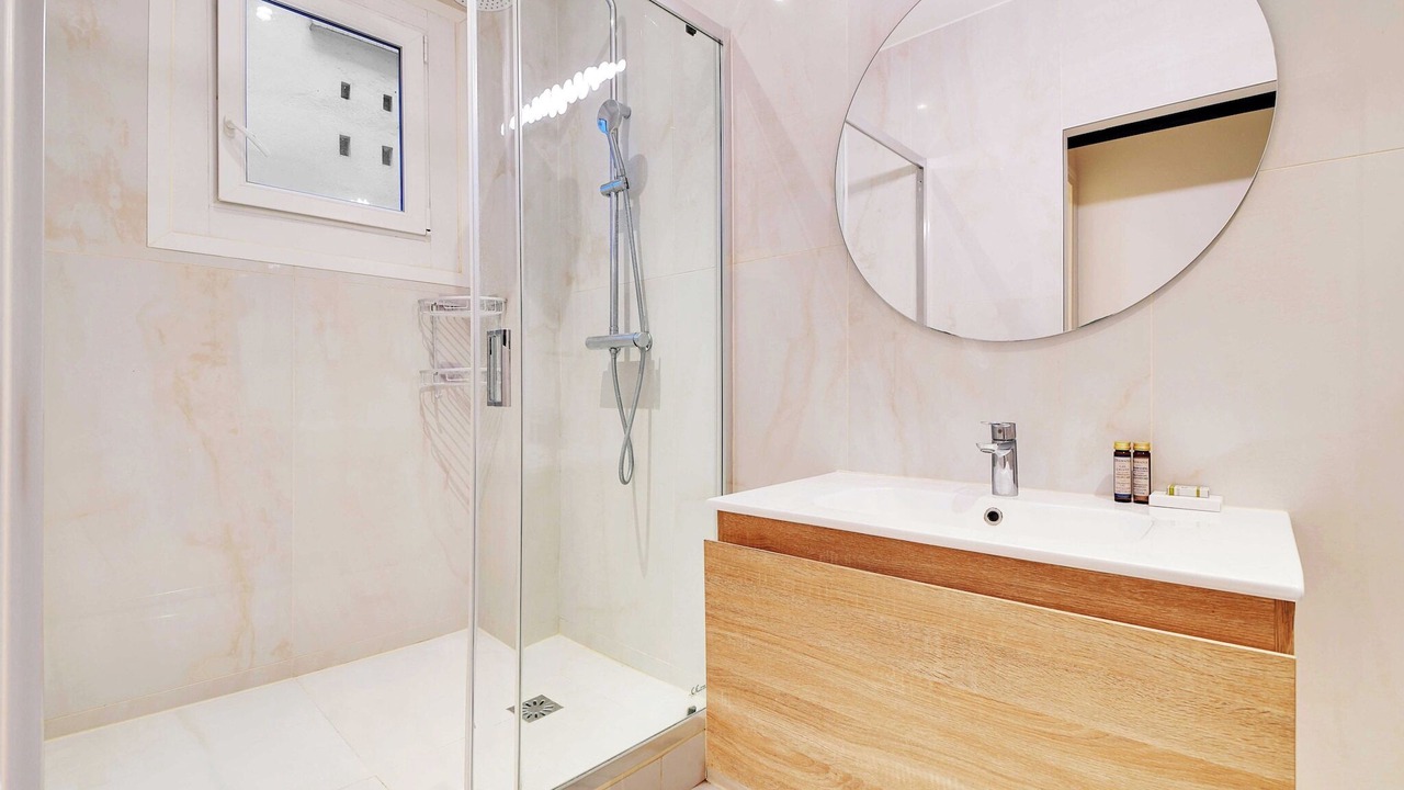 Photo of Bathroom in Auteuil
