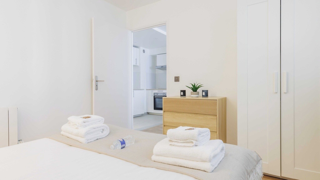 Photo of Bedroom in Puteaux