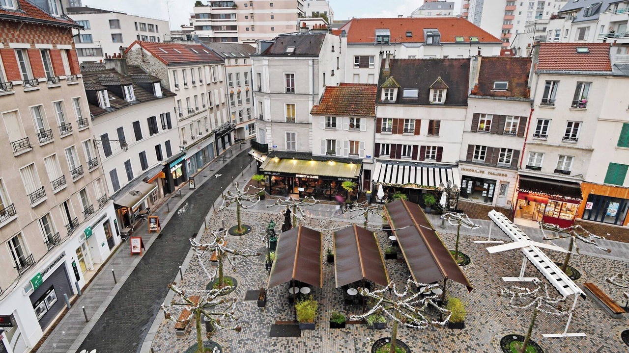 Photo of Others in Suresnes